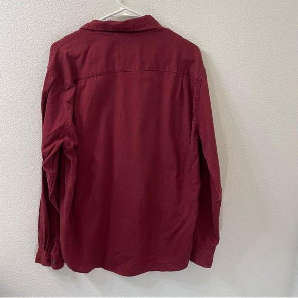Wrangler button down shirt red medium - Picture 2 of 3